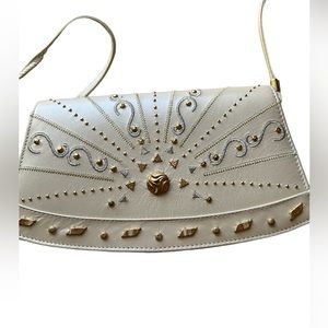 J. Renee Women’s Bag. White with Gold Decorative Trim.Size 8x9x1.5.